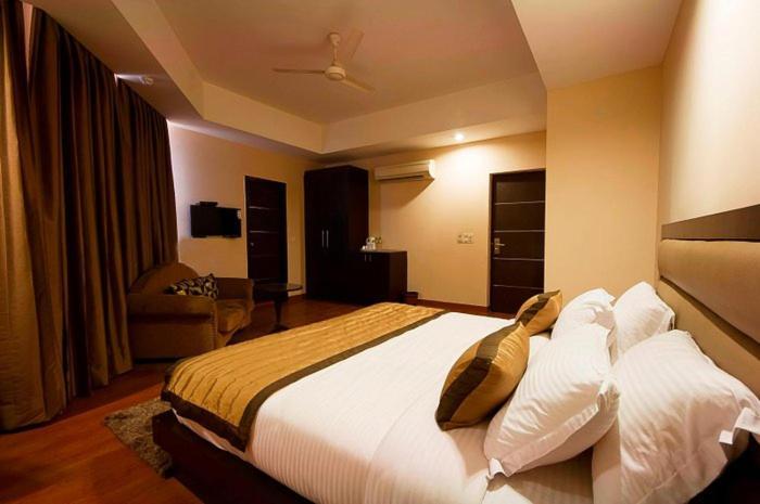 Hotel Shiva International Near By Igi Airport Nova Deli Exterior foto